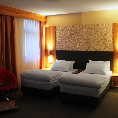 Hotel Przy Baszcie Legnica Phòng bức ảnh
