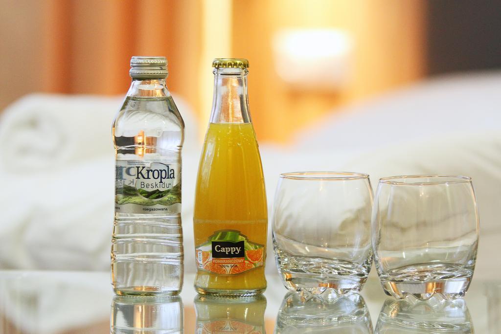 Hotel Przy Baszcie Legnica Ngoại thất bức ảnh