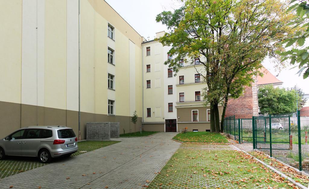 Hotel Przy Baszcie Legnica Ngoại thất bức ảnh