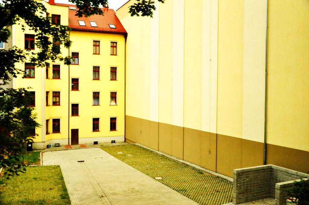 Hotel Przy Baszcie Legnica Ngoại thất bức ảnh